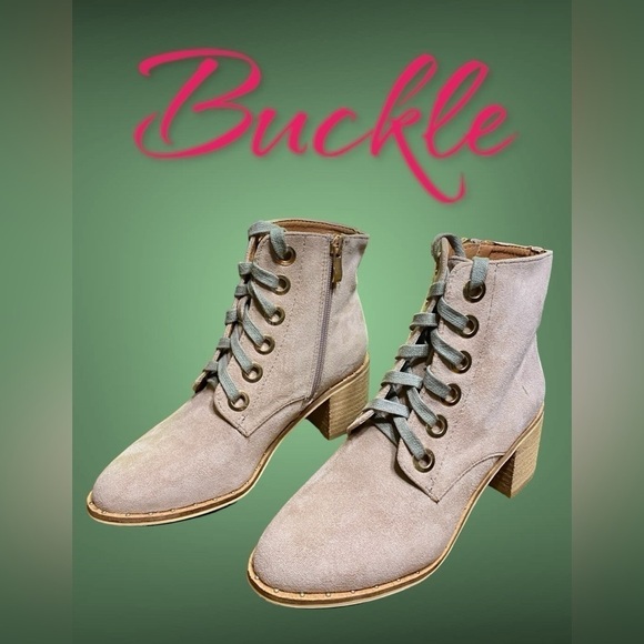 Beast boot from Buckle. Taupe color w/coppery gold detail 2.5” heel. size 6 NWOB - Picture 3 of 16